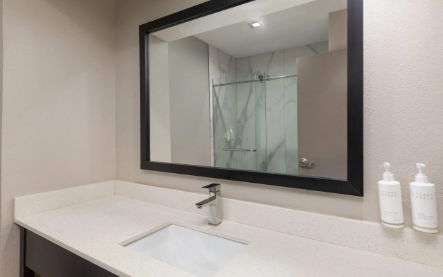 Days Inn by Wyndham Lincoln