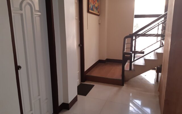 OYO 590 Sharana Pensionne