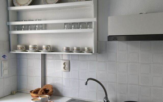 Stefano Apartments