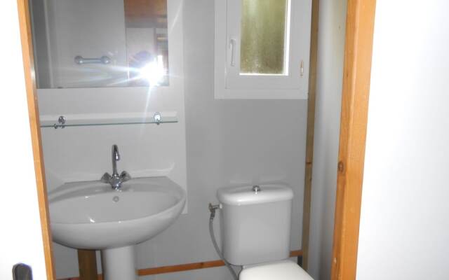 Camping Des Bastides Logements Insolites