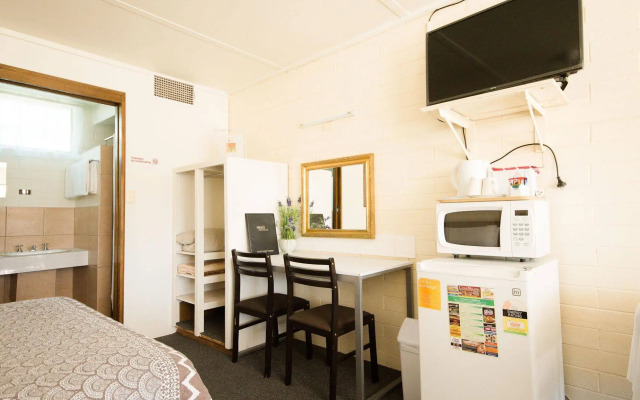 Vineland Motel