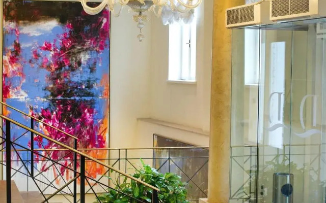 My City Hotel