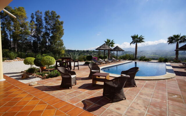 Dos Iberos Luxury Bed & Breakfast
