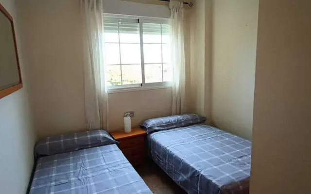 Lovely 2 Bedroom, 2 Bathroom Apartment With Pool