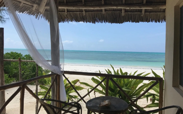 Garden Beach Bungalows