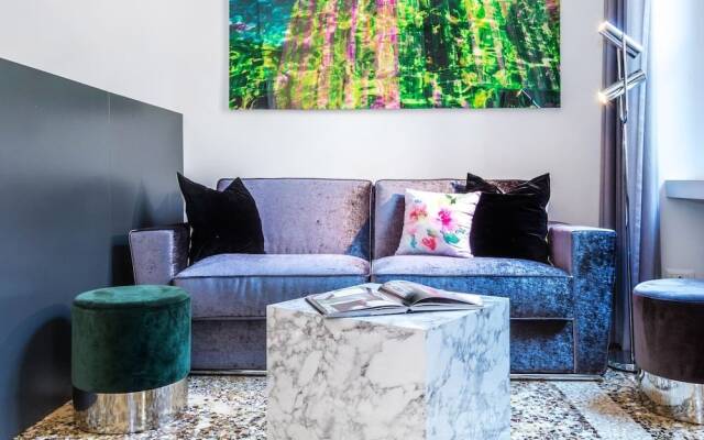Altido Brera Black Elegance Apartment