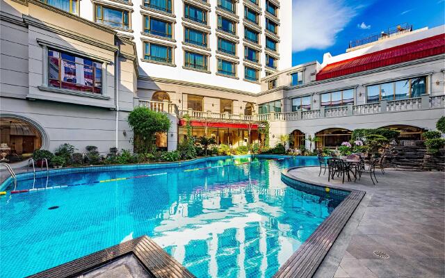 Guilin Bravo Hotel