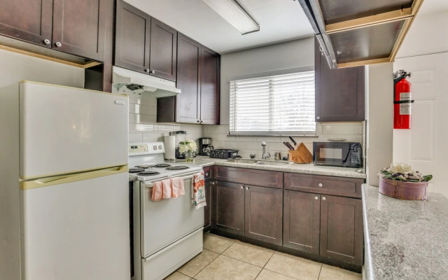 Cozy Apartment Near Ucsf Fresno & Downtown