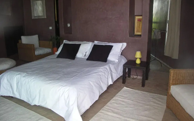 Villa With Tennis Court Outdoor and Indoor Pool - by Feelluxuryholidays