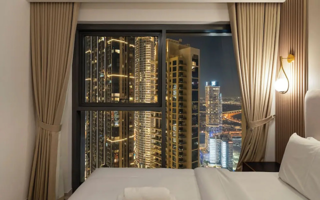 Panoramic Burj Khalifa View by Propigo