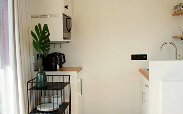Houseboat Studio Sooki