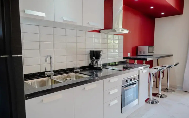 Modern 1-bedroom-apartment 2 km From Eagle Beach