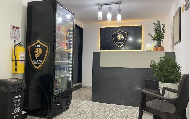 Hotel De León Estadio