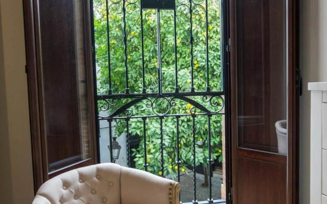 Giralda Dreams by RentalSevilla