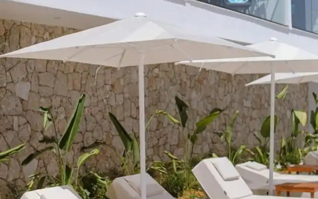 Black Diamond Hotel Dhermi