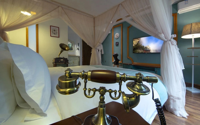 Pandora Vista Retreat