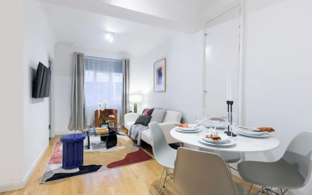 Perfectly Located Apartment Above Tube Station