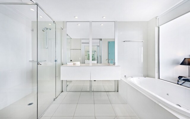 Sensational Q1 Surfers Paradise Resort Living