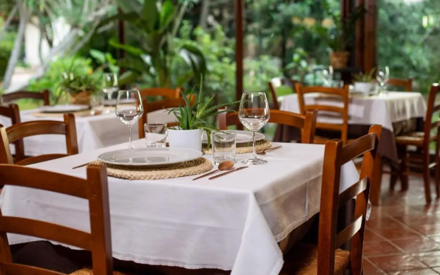La Jacia Hotel & Resort