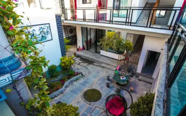Dali Yuanju Inn