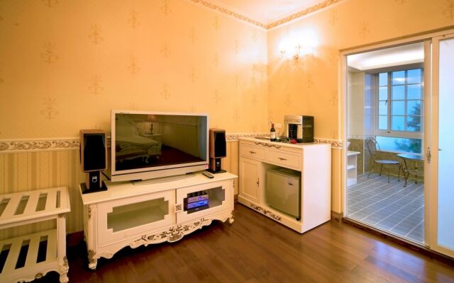 Chingjing Florence Holiday Villa