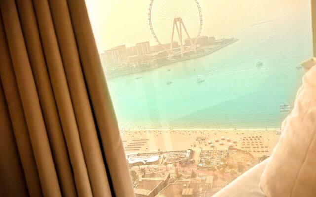 Alphatel Beach Hostel JBR