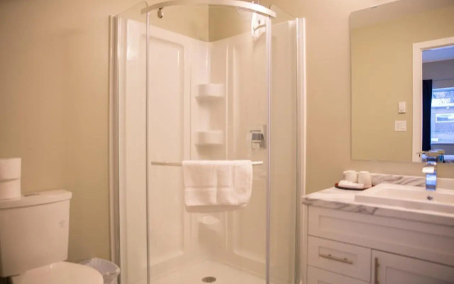 Downtown Whitehorse Deluxe 2 Bedroom Condo