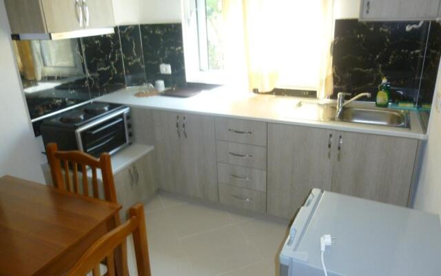 Relax Apts Saranda Apart-Hotel