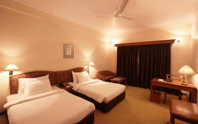 Hotel Express Residency - Jamnagar – Guest Rooms – Nani Khavdi