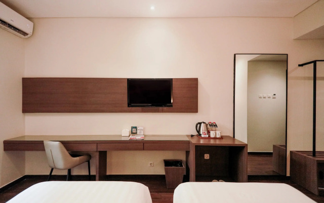 Lotus Garden Hotel