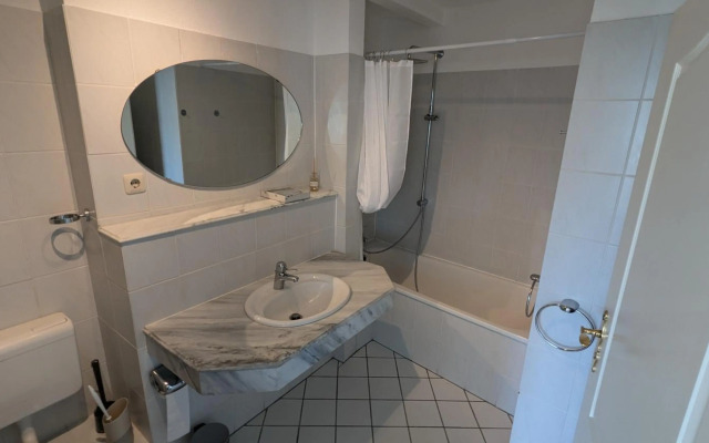 Hansekoje direkt an der Hafenspitze