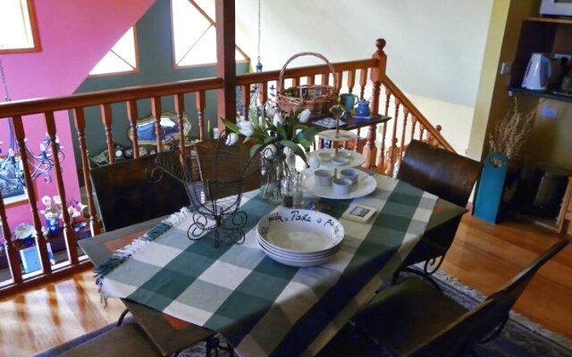 Roseneath Villa B&B