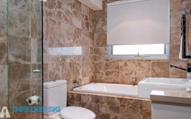 The Peak Penthouse 8