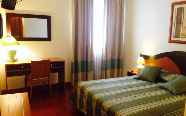 Hotel Vale Verde
