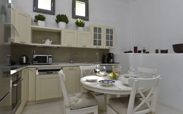 Naoussa Hills Boutique Resort