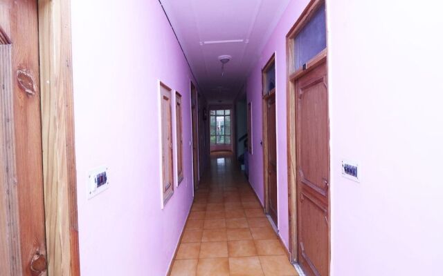 Oyo 44250 New Hotel Shivlok