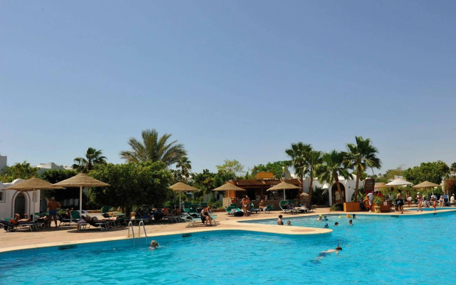Domina Coral Bay Aquamarine Hotel & Resort
