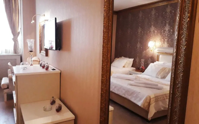 Pelikan Otel