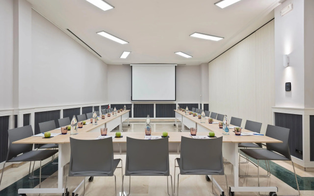 INNSiDE by Melia Barcelona Apolo Hotel