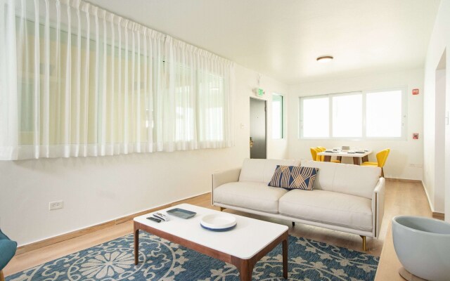 Casa Condado Hotel
