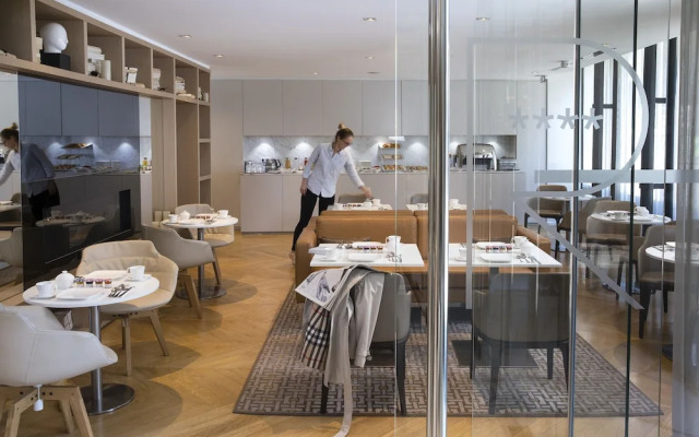 Hôtel R de Paris - 4 Étoiles Luxe Paris
