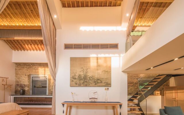 Anji Valley House Hotel