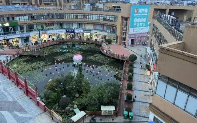 Chengxiaowo E-Sports Hotel (Quanjiao Aokang Pedestrian Street Branch)