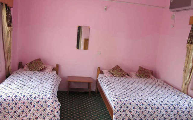 Hotel Lotus Inn