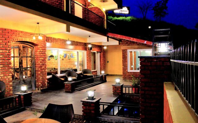 Nirvana Lodge & Lounge A Boutique Hotel