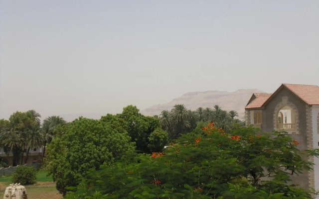 El Fayrouz Hotel