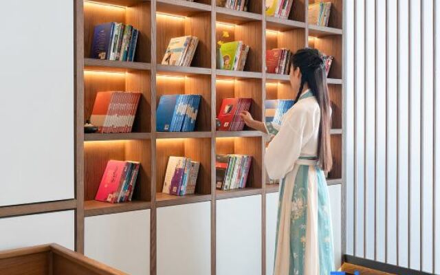 Fuyun Shuise·Moshang Guoxue Culture Hotel