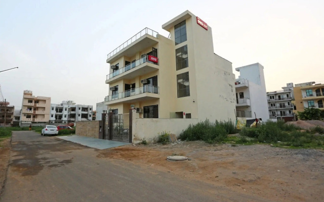 OYO 7572 near Medanta