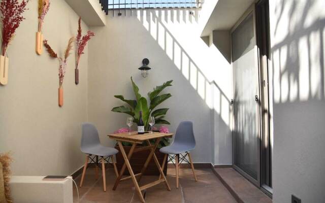 Soas Suites
