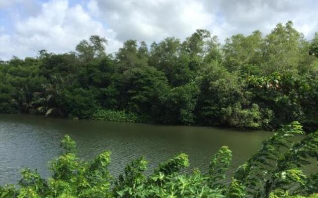 Mahinda Riverface Hotel